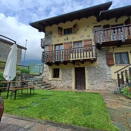 Casa Nicole Valle Stura Ferienhaus *